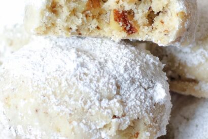 Thumbnail for Russian Tea Balls (Snowball Cookies)