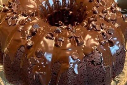 Thumbnail for 🍫 Ultimate Devil’s Food Chocolate Cake Recipe – Rich, Moist & Irresistible